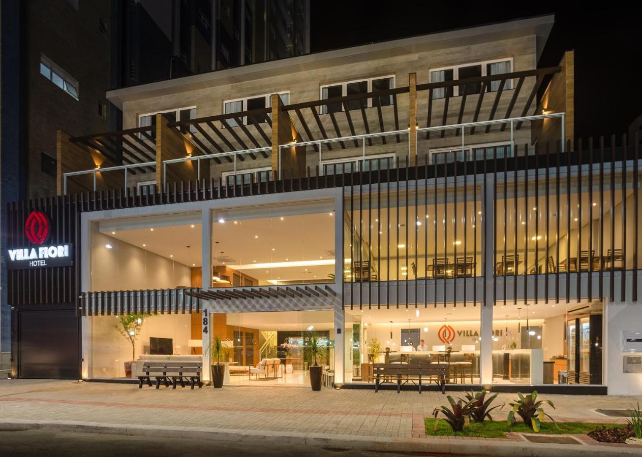 Hotel Villa Fiori Poços de Caldas Extérieur photo